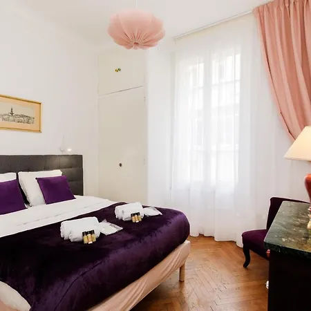 Palais Ceres Yourhosthelper Apartment