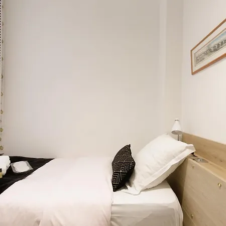 Palais Ceres Yourhosthelper Apartment *